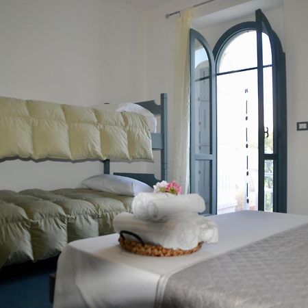 Sperlonga Paradise Suites 500M Dal Mare In Estate Servizio Navetta Per Sperlonga Centro Luaran gambar