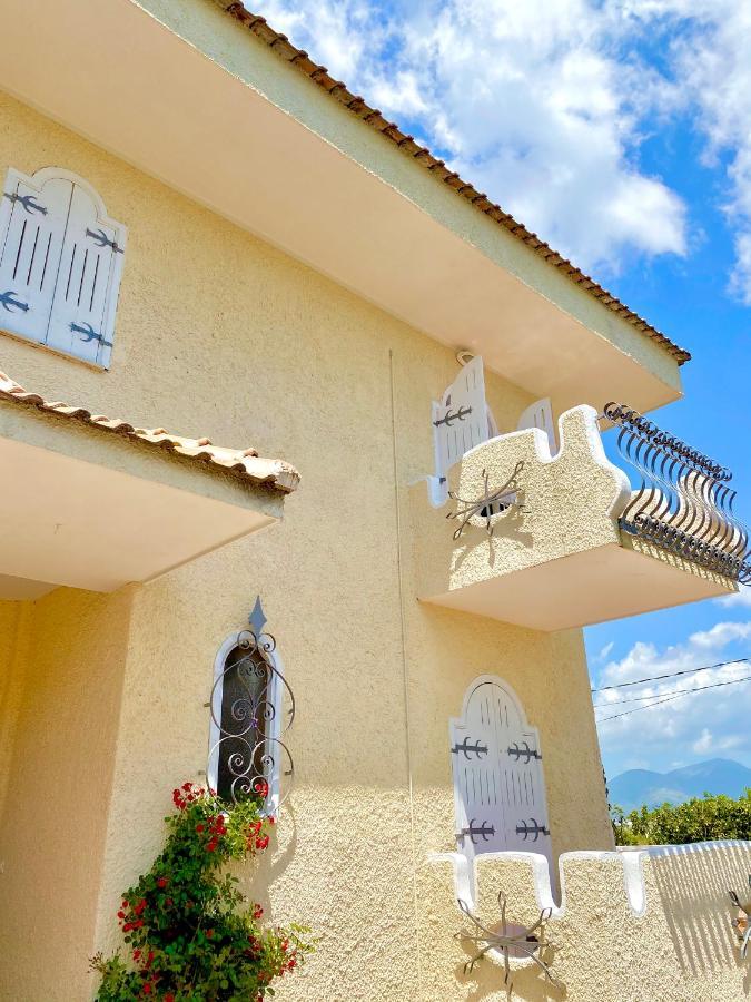 Sperlonga Paradise Suites 500M Dal Mare In Estate Servizio Navetta Per Sperlonga Centro Luaran gambar