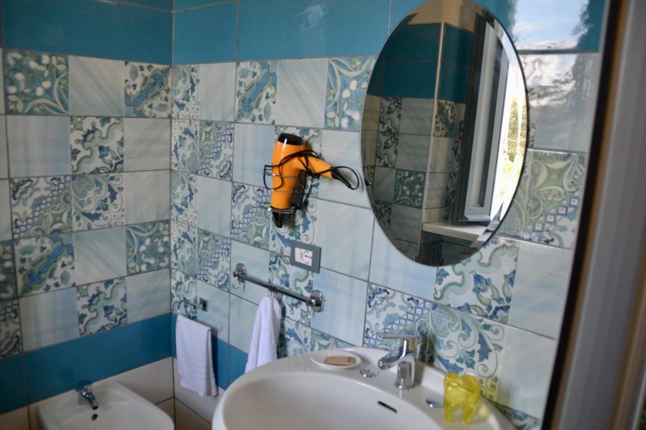 Sperlonga Paradise Suites 500M Dal Mare In Estate Servizio Navetta Per Sperlonga Centro Luaran gambar